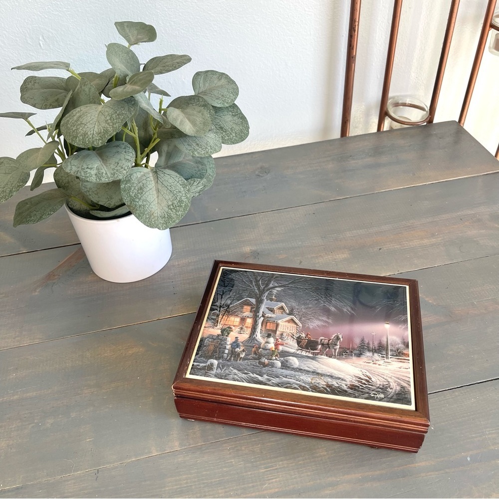 Vintage Terry Redlin Winter Wonderland Jewelry Box Storage Container